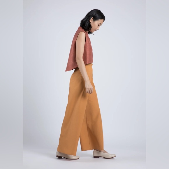 Kaarem Wind Chime Raised Collar Cropped Silk Top - Terra Cotta - Small - Picture 2 of 6